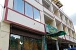 Отель Hotel Viren Plaza Отель Hotel Viren Plaza