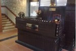 Отель Hotel Arch Manor Deluxe Отель Hotel Arch Manor Deluxe