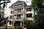 Отель White Conch Residency Отель White Conch Residency
