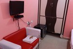 Отель Hotel Viraat Inn Отель Hotel Viraat Inn
