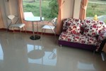 Апартаменты Siriburi Resort Апартаменты Siriburi Resort