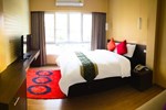 Отель iCheck Inn Silom Отель iCheck Inn Silom