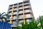 Отель Baannilrath Hotel Отель Baannilrath Hotel
