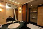 Отель Hotel Supreme Heritage Отель Hotel Supreme Heritage