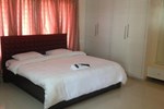Апартаменты Falcons Nest Executive Serviced Apartment Апартаменты Falcons Nest Executive Serviced Apartment