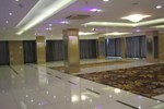 Отель Majestica Inn Отель Majestica Inn