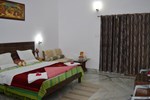 Отель Hotel Surya Отель Hotel Surya
