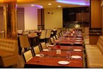 Отель Crystal Paark Inn Отель Crystal Paark Inn