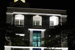 Отель Hotel White Parrot Отель Hotel White Parrot