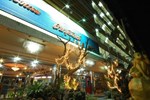 Отель Lopburi Inn Отель Lopburi Inn