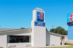 Отель Motel 6 Newport News Отель Motel 6 Newport News