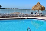 Отель Gulfview Hotel - On the Beach Отель Gulfview Hotel - On the Beach