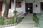 Отель Hotel Q Отель Hotel Q