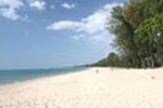 Отель Royal Bangsak Beach Resort Отель Royal Bangsak Beach Resort