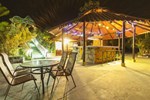 Отель GreenLagoon Falls Park & Lodge Отель GreenLagoon Falls Park & Lodge