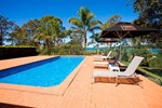 Отель Bay Waters Holiday Resort Отель Bay Waters Holiday Resort