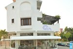 Отель Hotel Suites Ixtapa Plaza Отель Hotel Suites Ixtapa Plaza
