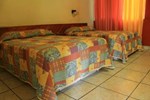 Отель Hotel Avenida Отель Hotel Avenida