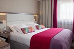 Отель Hôtel Paris Neuilly Отель Hôtel Paris Neuilly