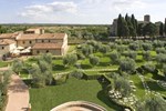 Отель Sovana Hotel & Resort Отель Sovana Hotel & Resort