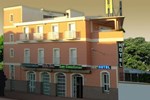 Отель Hotel Los Cazadores Отель Hotel Los Cazadores