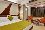 Отель Hotel Regal Enclave Отель Hotel Regal Enclave