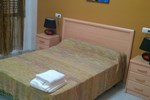 Отель Hostal Neus Отель Hostal Neus