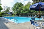 Отель Courtyard by Marriott New York LaGuardia Airport Отель Courtyard by Marriott New York LaGuardia Airport