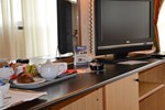 Отель Hotel Meeting Отель Hotel Meeting