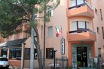 Отель Niagara Hotel Отель Niagara Hotel