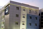 Отель Aditya Hometel Отель Aditya Hometel