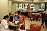 Отель Hampton Inn Visalia Отель Hampton Inn Visalia