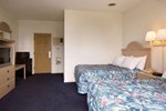 Отель Days Inn Kill Devil Hills Oceanfront - Wilbur Отель Days Inn Kill Devil Hills Oceanfront - Wilbur