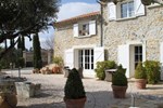 Мини-отель Bastide de Fontvieille - Chambres d'Hôtes Мини-отель Bastide de Fontvieille - Chambres d'Hôtes