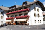 Отель Hotel Urthaler Отель Hotel Urthaler