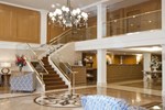 Отель Biltmore Hotel & Suites Отель Biltmore Hotel & Suites