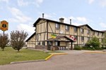 Отель Super 8 Motel - Regina Отель Super 8 Motel - Regina