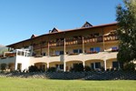 Отель Hotel Margun Отель Hotel Margun