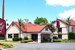 Отель Red Roof Inn & Suites Brunswick I-95 Отель Red Roof Inn & Suites Brunswick I-95