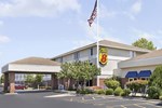 Отель Super 8 - Madison South Отель Super 8 - Madison South