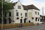 Отель The Tudor Hotel & Restaurant Отель The Tudor Hotel & Restaurant