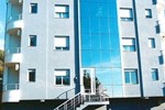 Отель Hotel Haris Отель Hotel Haris