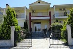 Отель Hotel Kastro Отель Hotel Kastro