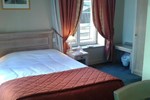 Отель Hôtel aux Sacres Отель Hôtel aux Sacres