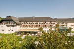 Отель Sonnenhotel Hafnersee Отель Sonnenhotel Hafnersee