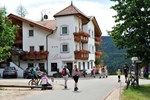 Отель Landgasthof Lärchenwald Отель Landgasthof Lärchenwald