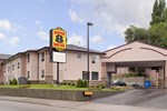 Отель Super 8 Lake Country Winfield Area Отель Super 8 Lake Country Winfield Area