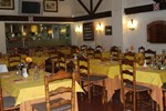 Гостевой дом Bar-Restaurant Hostal Can Gurt Гостевой дом Bar-Restaurant Hostal Can Gurt