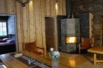 Отель Apartments Kuukkeli Hirvas Отель Apartments Kuukkeli Hirvas