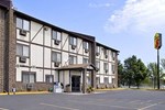 Отель Super 8 Waterloo Отель Super 8 Waterloo